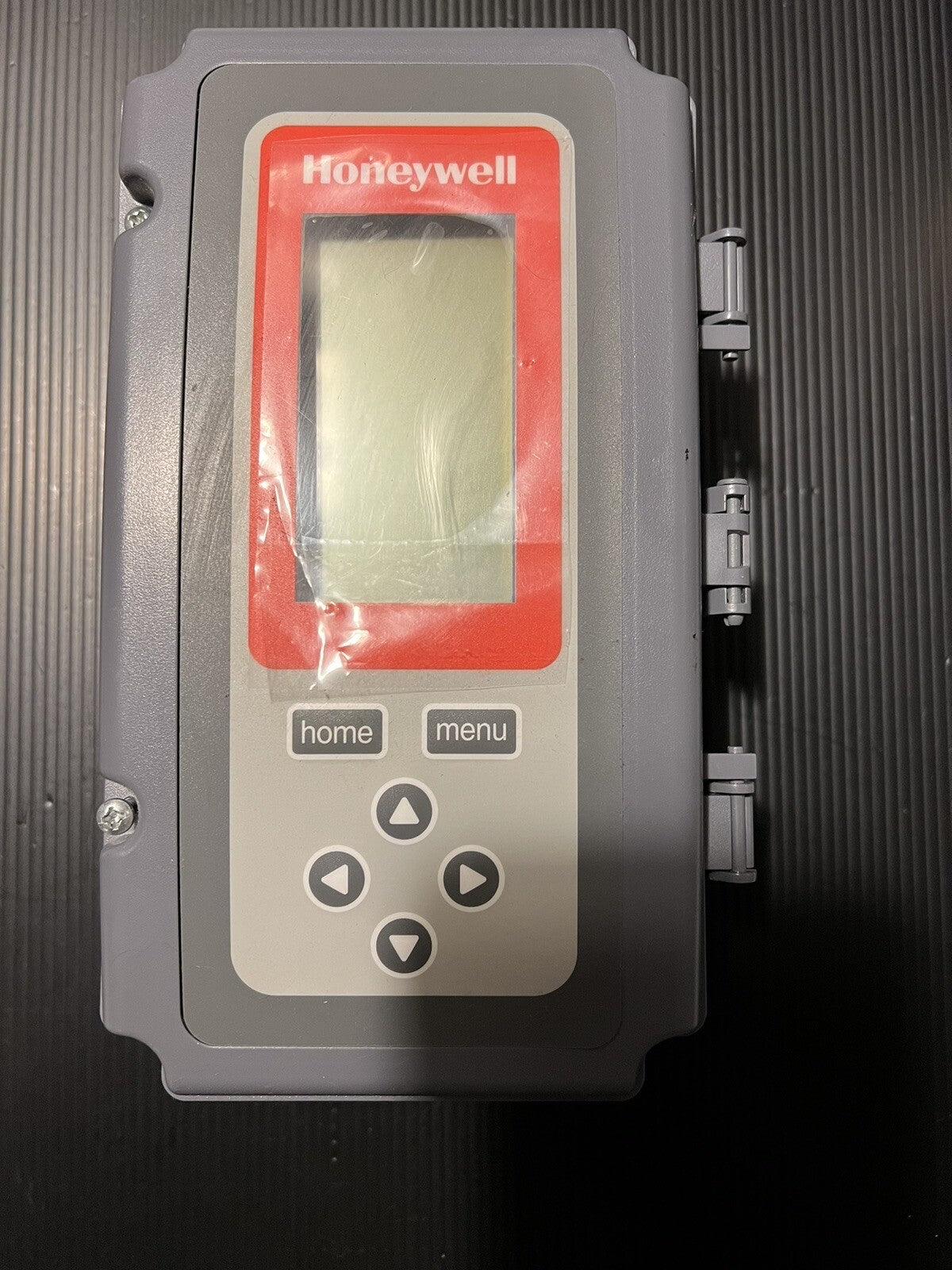 T775R2001 Electronic Temperature Controller